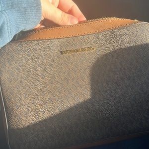 Brown cross body Michael kors bag perfect condition